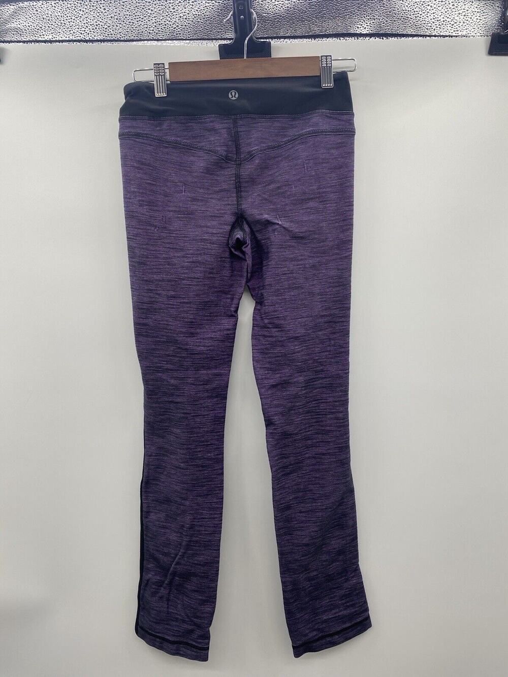 LULULEMON PURPLE MAUVE/BLACK LEGGINGS SZ 4
